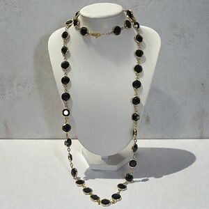 Austrian Black Open Bezel-Set Crystal Gold-Tone Necklace Vintage  Why this works